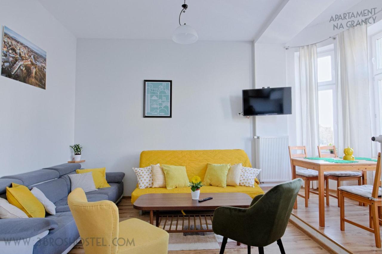Apartament Na Granicy / Apartment On The Border Cieszyn  Esterno foto